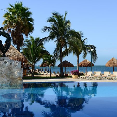 Sunset Marina & Yacht Club Hotell Cancún Exteriör bild