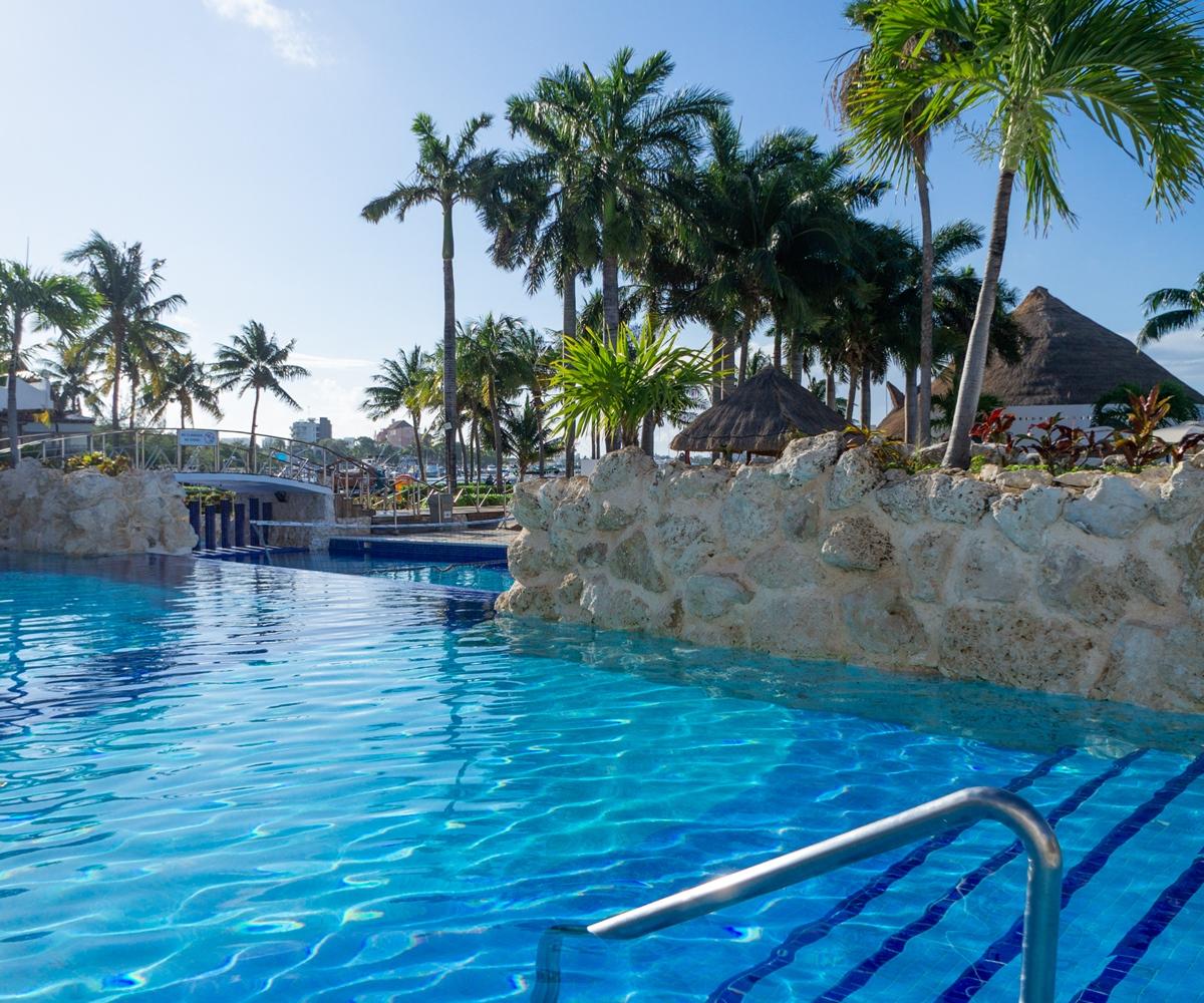 Sunset Marina & Yacht Club Hotell Cancún Exteriör bild