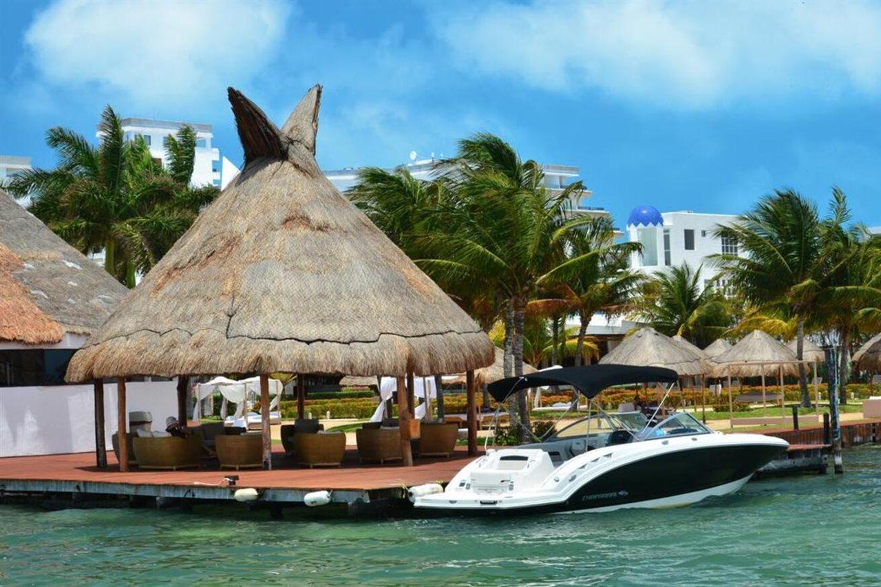 Sunset Marina & Yacht Club Hotell Cancún Exteriör bild